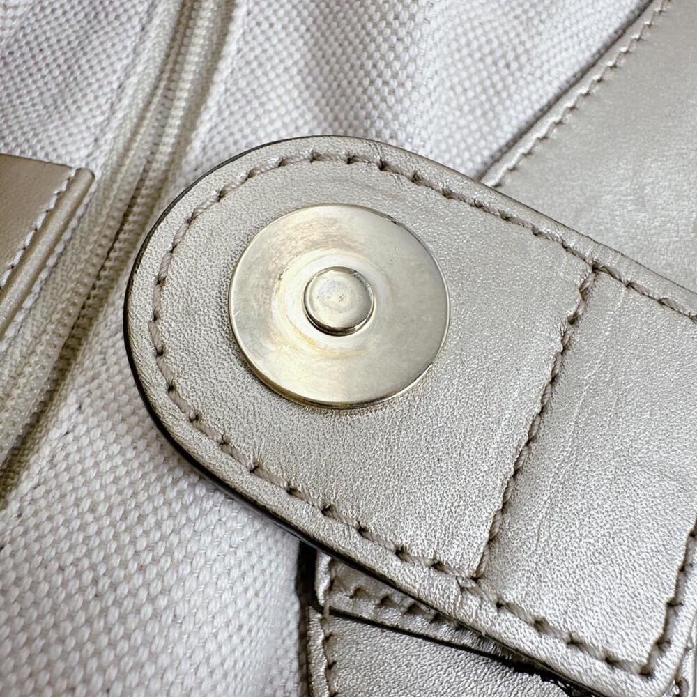 GUCCI Cream Canvas Tote Bag - Picture 15 of 16